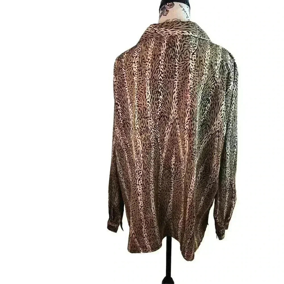 Claudia Richard Woman Size 22W/42 Brown Black Cheetah Print Button Up Blouse L/S - Picture 4 of 5